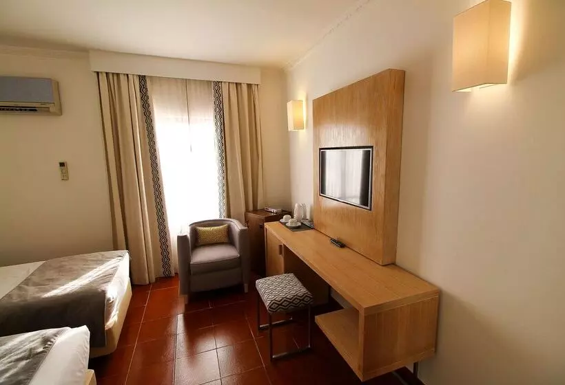 Fotos del hotel Best Western Hotel Dom Bernardo:  12