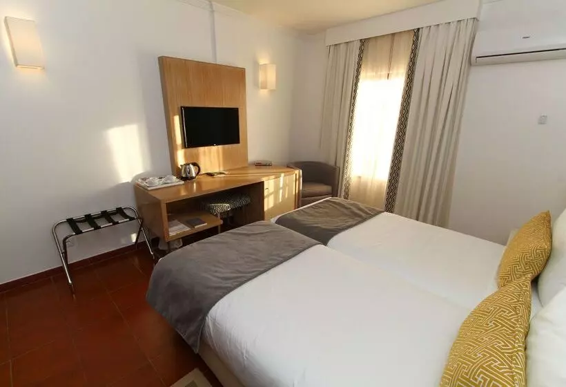 Fotos del hotel Best Western Hotel Dom Bernardo:  13