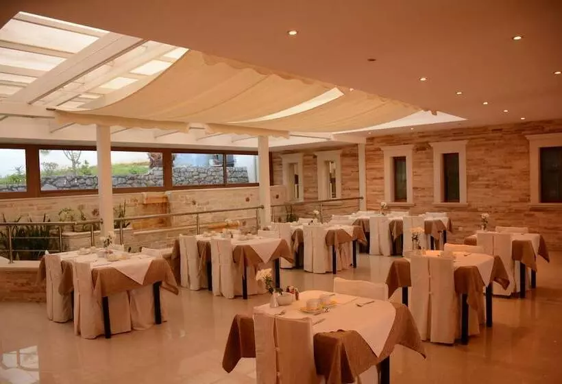 Fotos del hotel Macaris Suites & Spa:  5