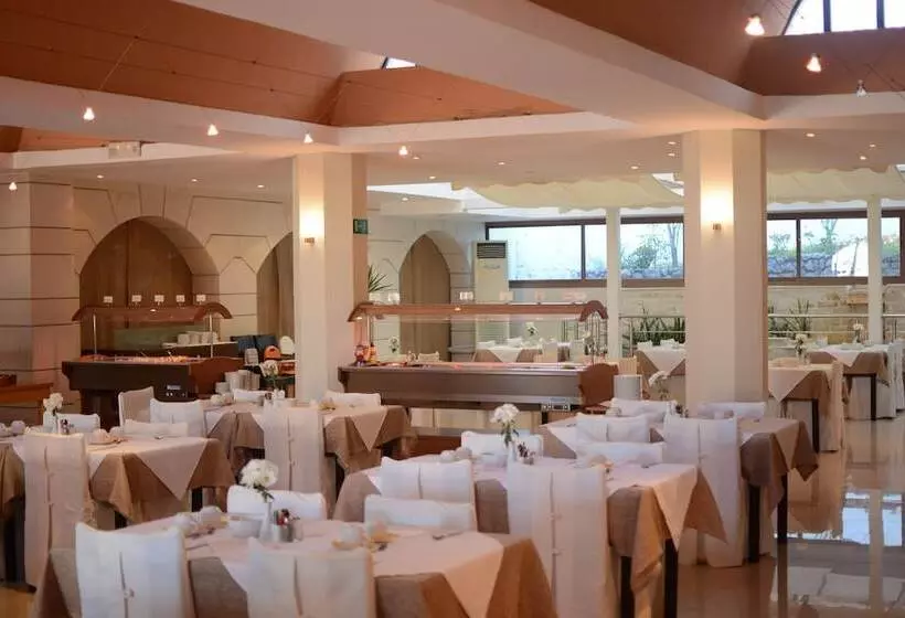 Fotos del hotel Macaris Suites & Spa:  10