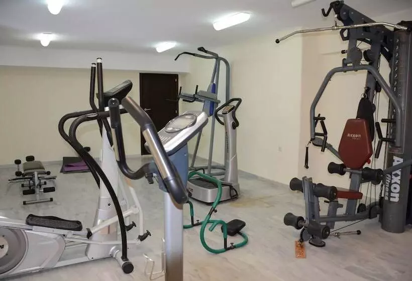 Fotos del hotel Macaris Suites & Spa:  3