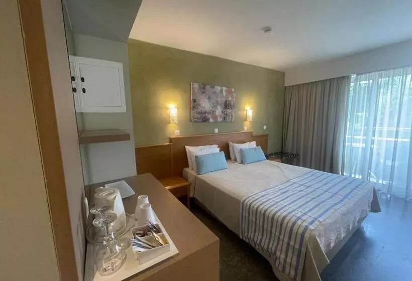 Fotos del hotel Minos:  11