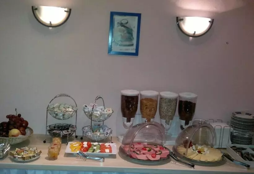 Fotos del hotel Pension Arpi:  3