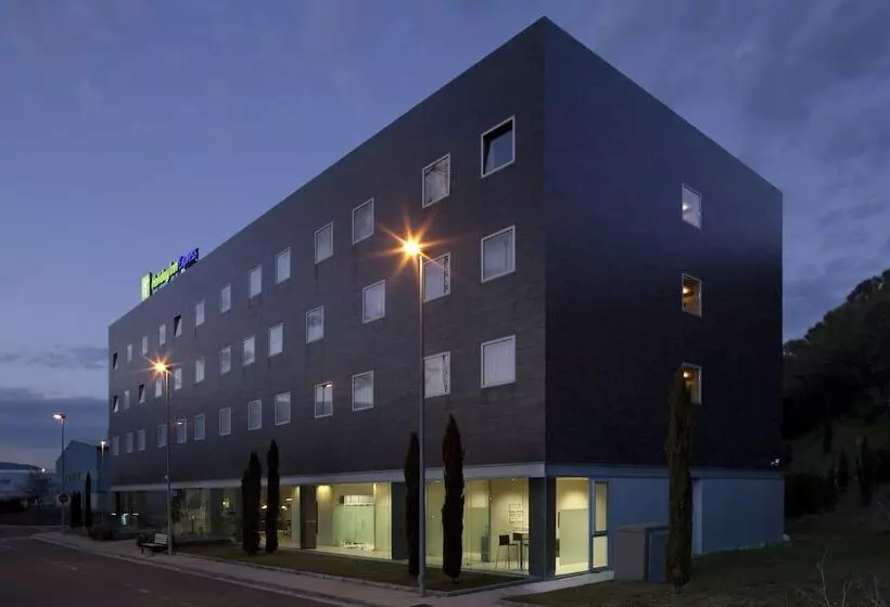 Fotos del hotel Holiday Inn Express Pamplona, An Ihg:  9