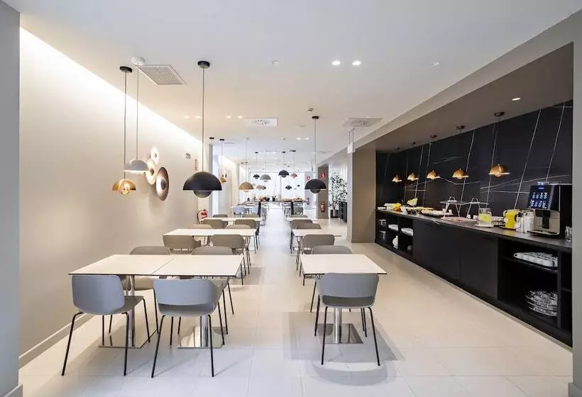 Fotos del hotel Holiday Inn Express Pamplona, An Ihg:  14