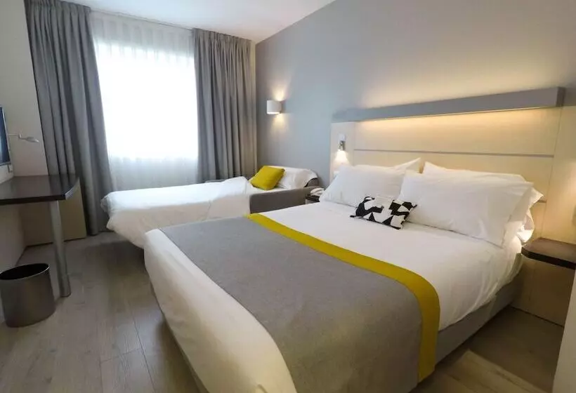 Fotos del hotel Holiday Inn Express Pamplona, An Ihg:  18
