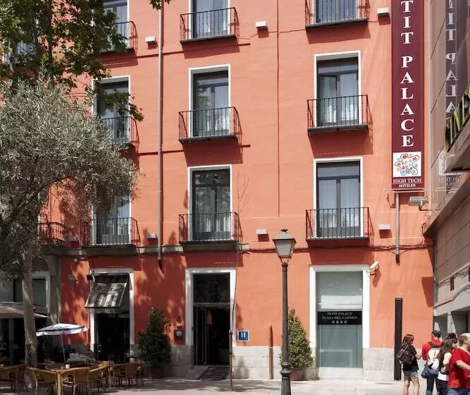 Petit Palace Plaza Del Carmen