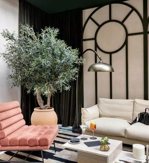 Fotos del hotel Tótem Madrid, A Small Luxury Hotel Of The World:  24