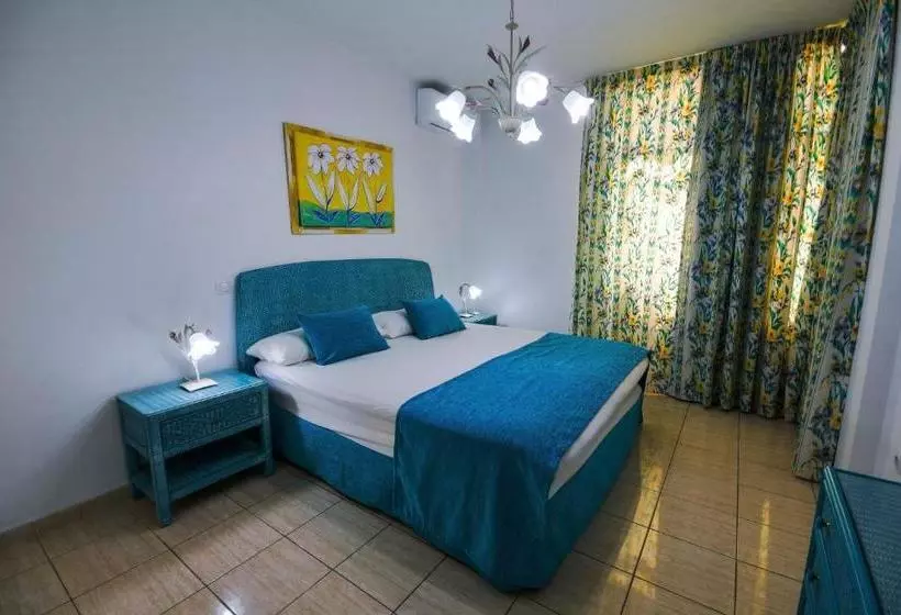 Fotos del hotel Sunshine Beach Villas:  3