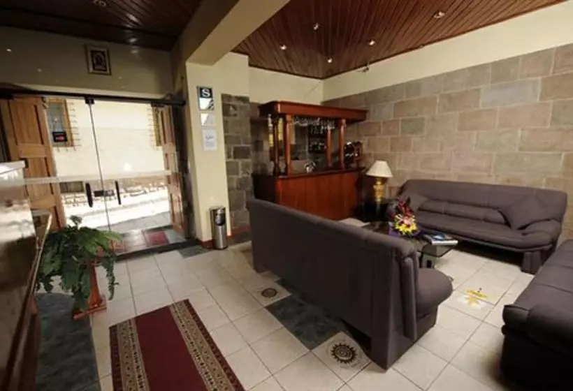 Fotos del hotel Del Prado Inn:  2