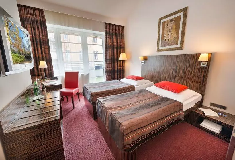 Fotos del hotel Ea  Crystal Palace:  17