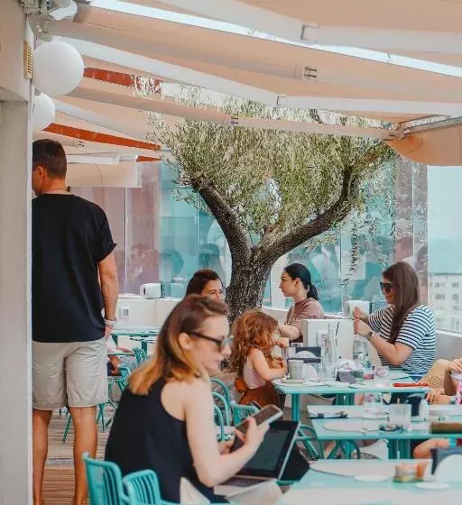 Fotos del hotel Millenium:  4