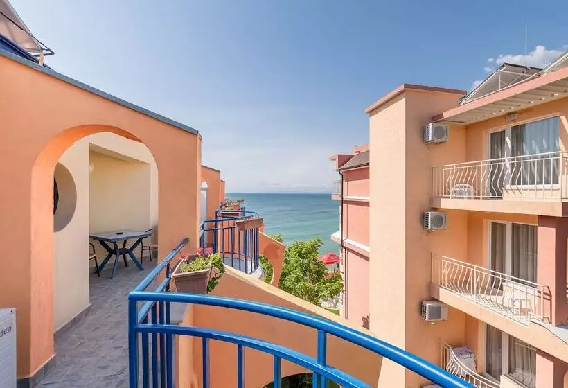 Fotos del hotel Family Hotel Evridika:  14