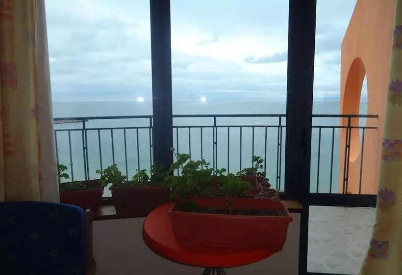 Fotos del hotel Family Hotel Evridika:  12