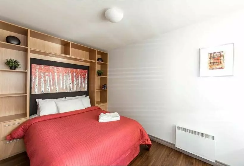 Auberge &  Montreal Espace Confort