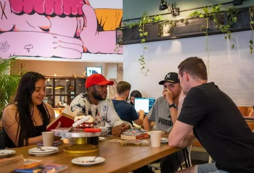 Fotos del hotel Selina Medellin:  10