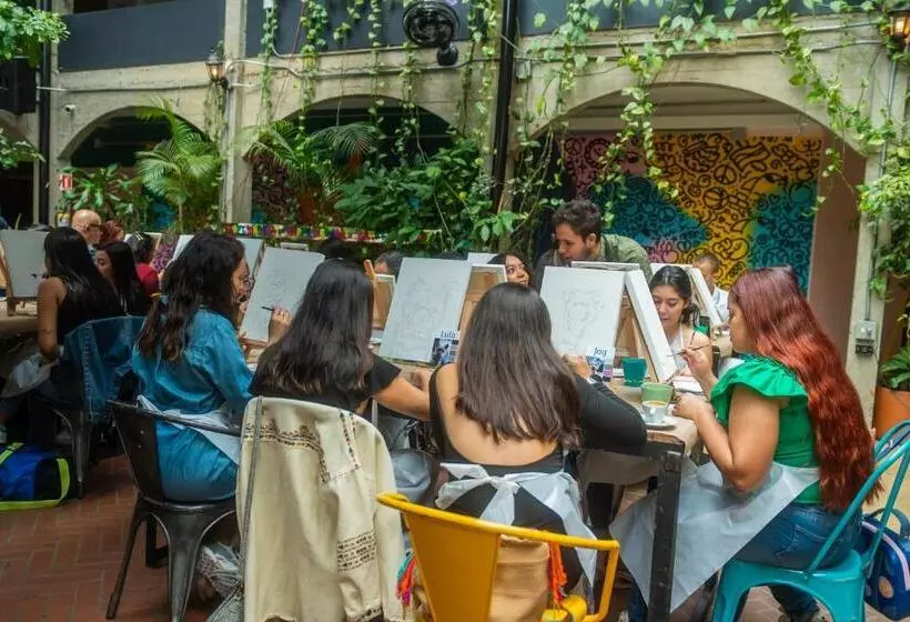 Fotos del hotel Selina Medellin:  24