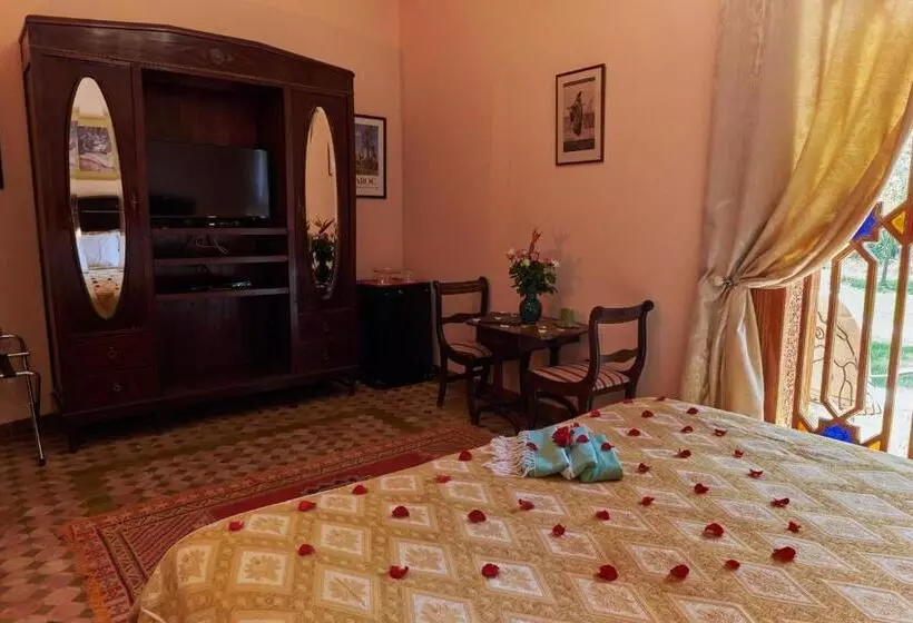 Fotos del hotel Dar Ayniwen Garden  & Bird Zoo:  2