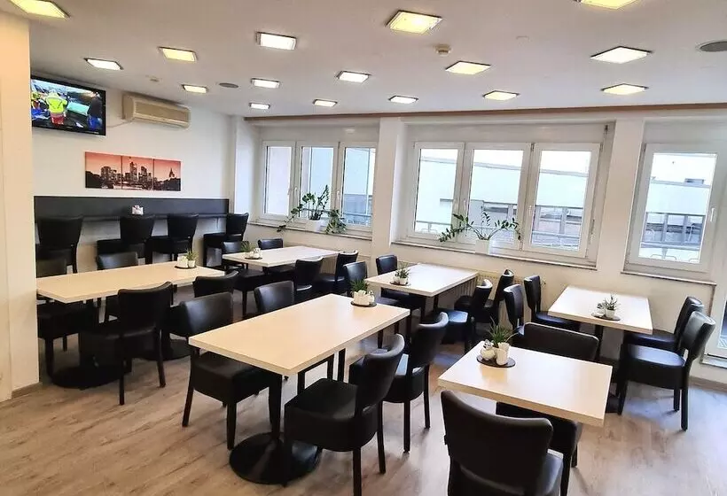 Fotos del hotel Adler Hotel Frankfurt:  16