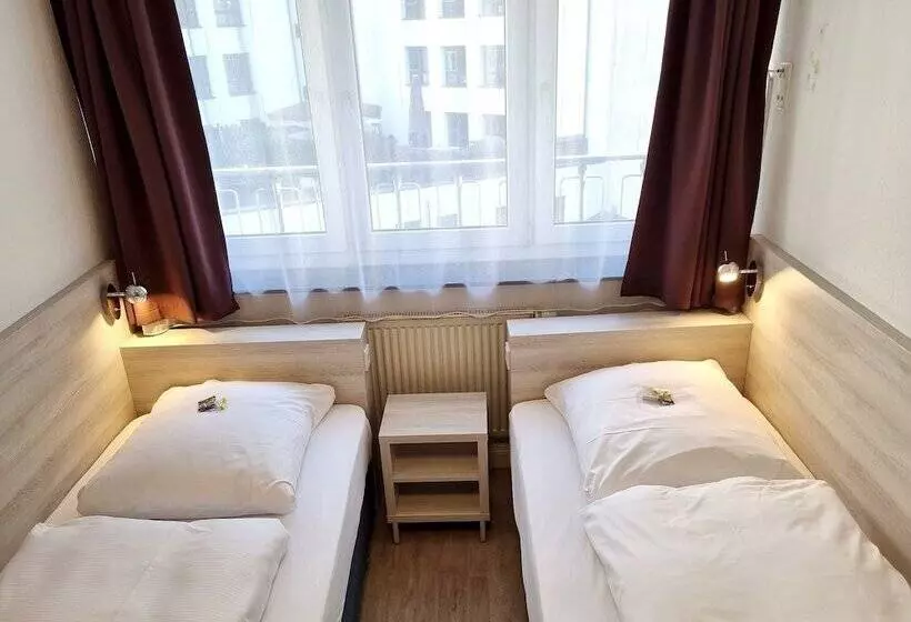 Fotos del hotel Adler Hotel Frankfurt:  18