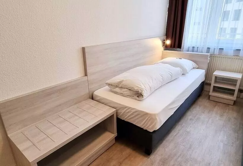 Adler Hotel Frankfurt