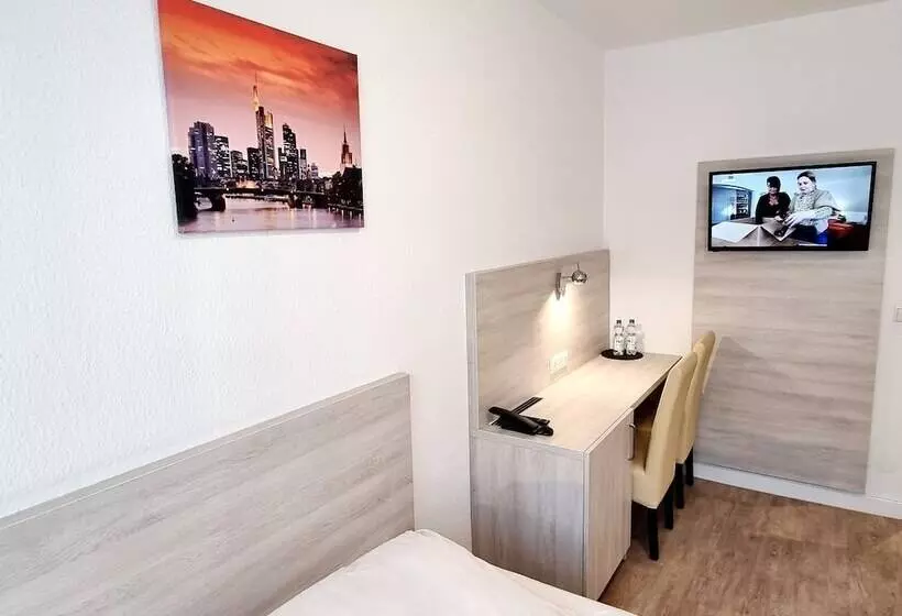 Fotos del hotel Adler Hotel Frankfurt:  15