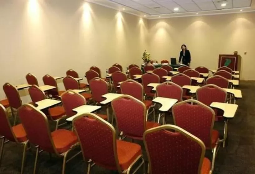 Fotos del hotel Diego De Almagro Puerto Montt:  8