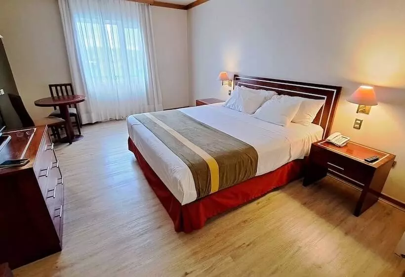 Fotos del hotel Diego De Almagro Puerto Montt:  2