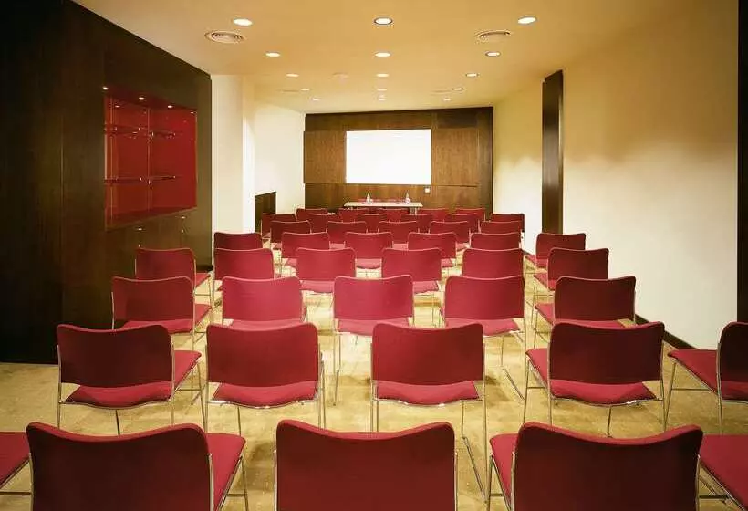 Fotos del hotel K+k Hotel Elisabeta:  12