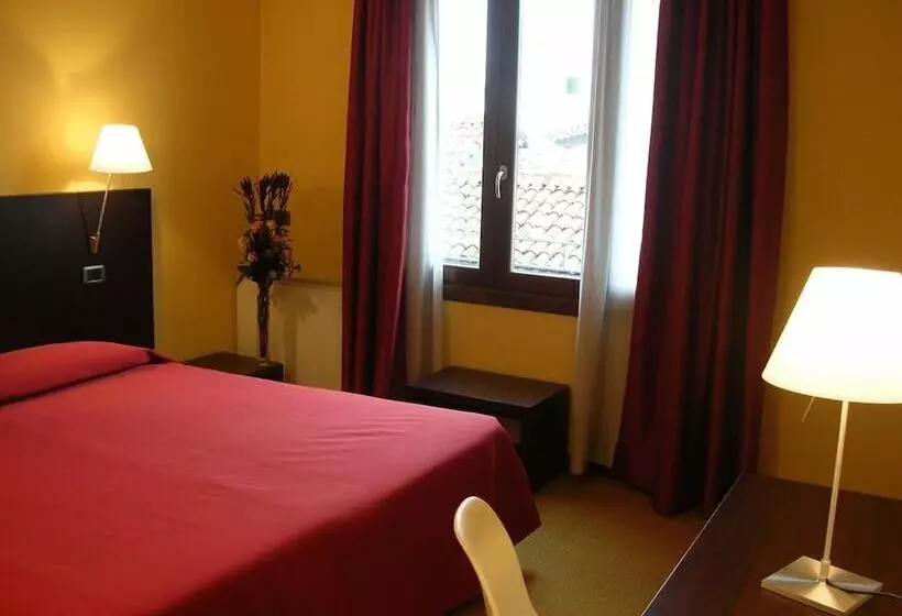 Fotos del hotel Albergo Verdi:  12