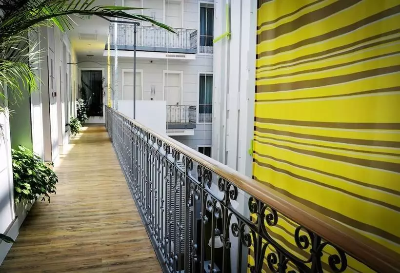 Fotos del hotel Atrium Fashion Hotel:  3