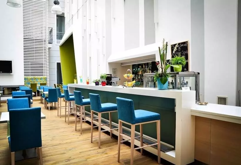 Fotos del hotel Atrium Fashion Hotel:  2