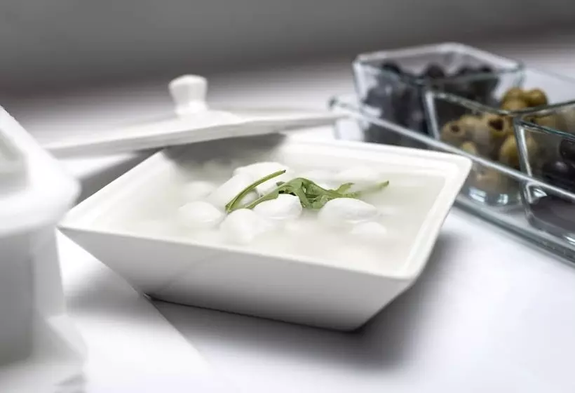 Atrium Fashion Hotel