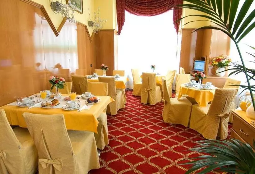 Fotos del hotel Cinque Giornate:  10