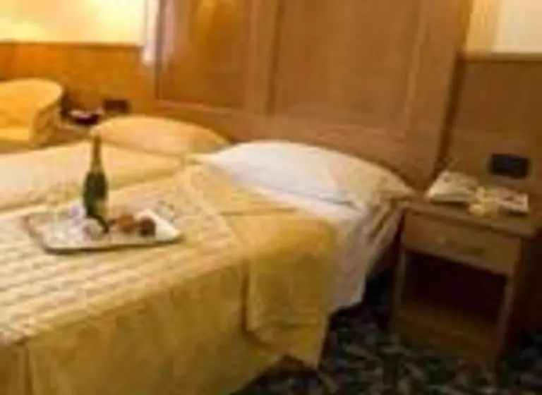 Fotos del hotel Cinque Giornate:  17