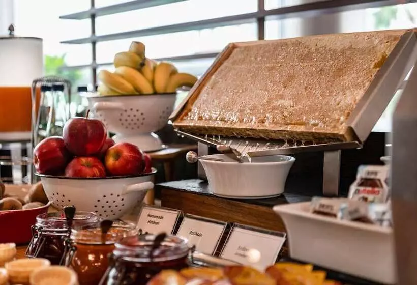 Fotos del hotel Courtyard By Marriott Munich City Center:  8