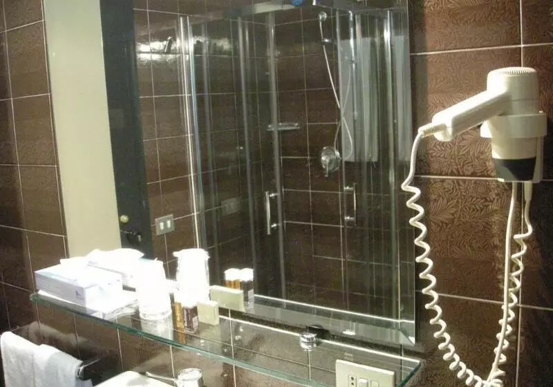 Fotos del hotel Giovanni:  6