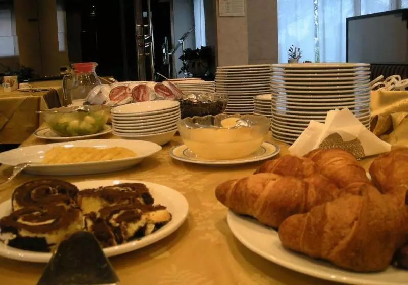 Fotos del hotel Giovanni:  12