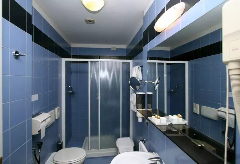 Fotos del hotel Italia:  6