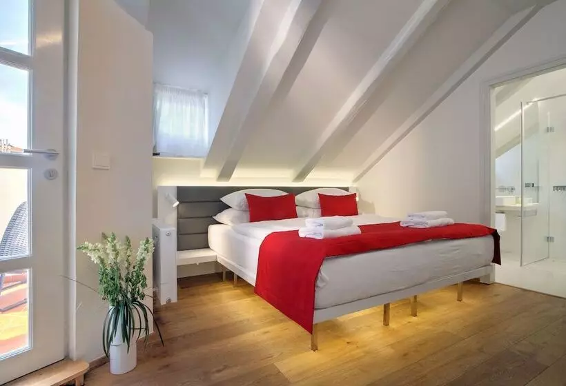 Fotos del hotel Bishop S House:  9