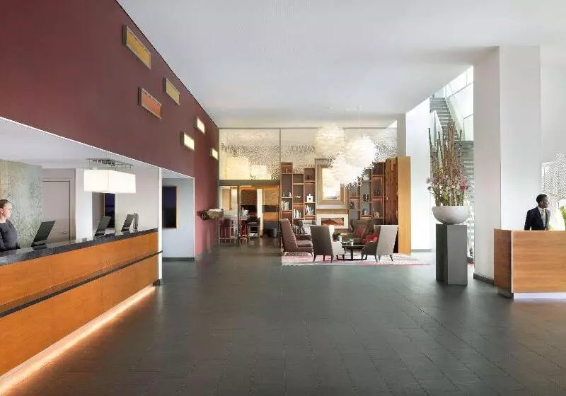 Fotos del hotel Mövenpick Hotel Amsterdam City Centre:  9