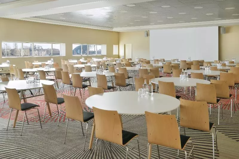 Fotos del hotel Mövenpick Hotel Amsterdam City Centre:  24