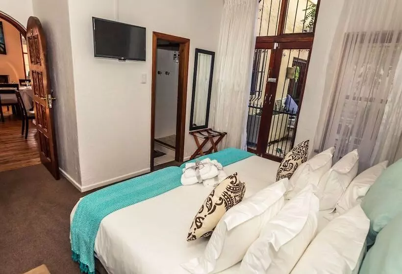 Fotos del hotel Point B Guest House:  10