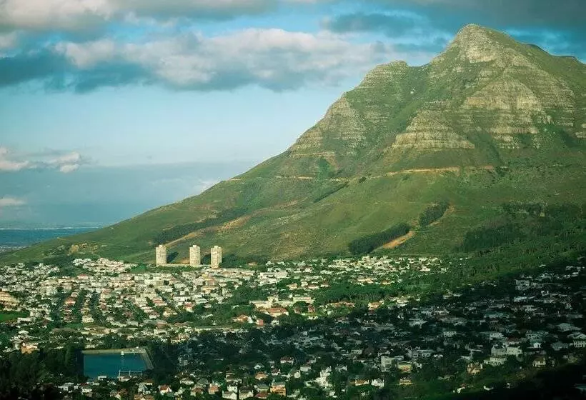 Fotos del hotel Point B Guest House:  9