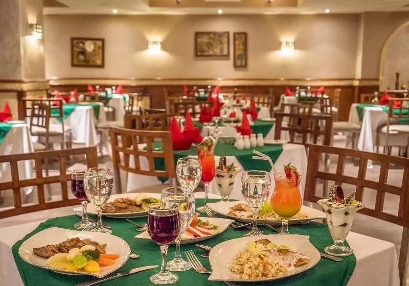 Fotos del hotel Sunny Days El Palacio Resort & Spa:  22