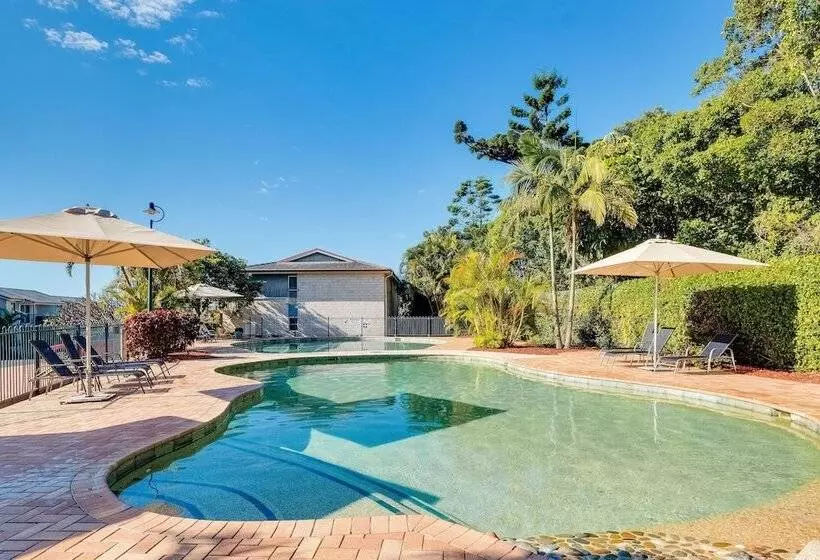 Fotos del hotel Aqualuna Beach Resort:  2