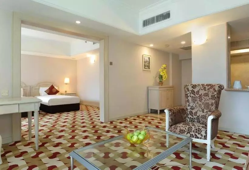 Fotos del hotel Berjaya Waterfront Hotel:  13