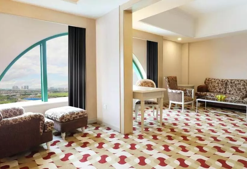 Fotos del hotel Berjaya Waterfront Hotel:  17