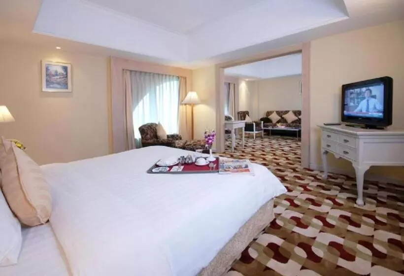 Fotos del hotel Berjaya Waterfront Hotel:  8