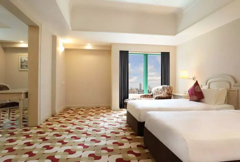 Fotos del hotel Berjaya Waterfront Hotel:  18